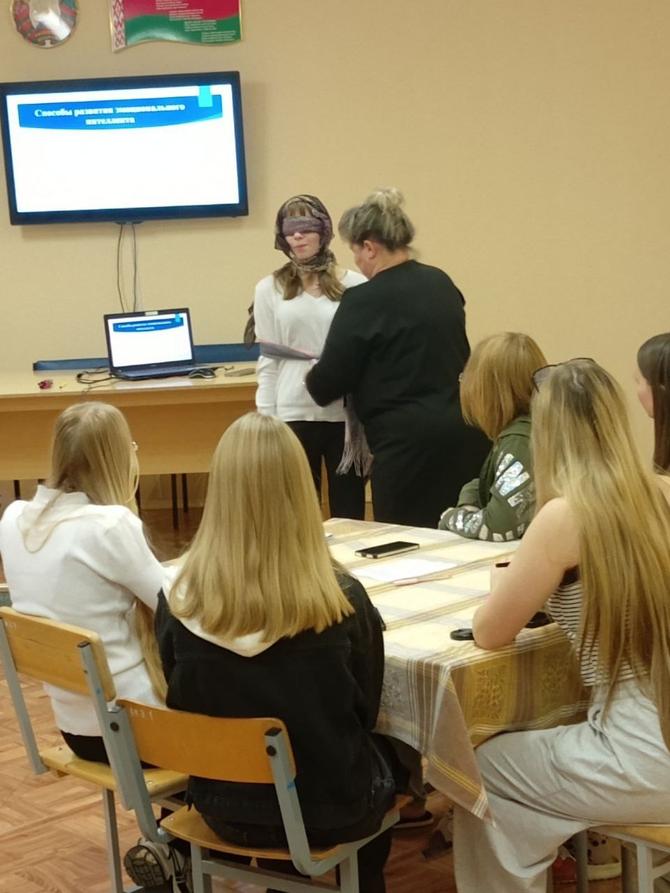 photo 5199926535040137404 y