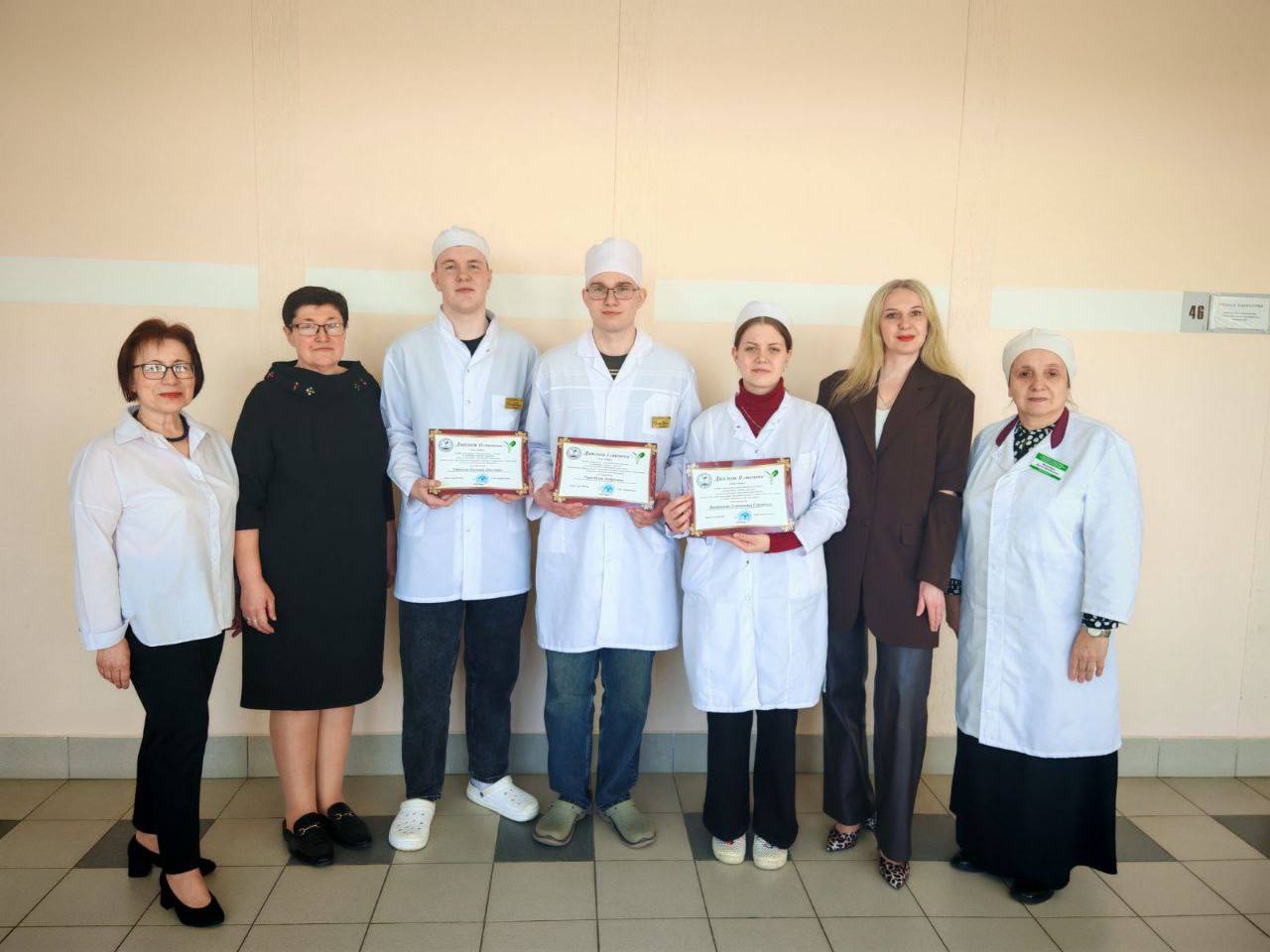 photo 5316592303663159479 y