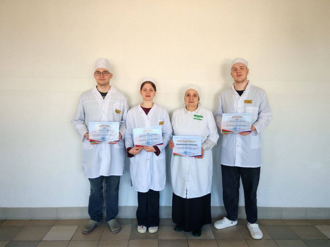 photo 5334894589535524836 y