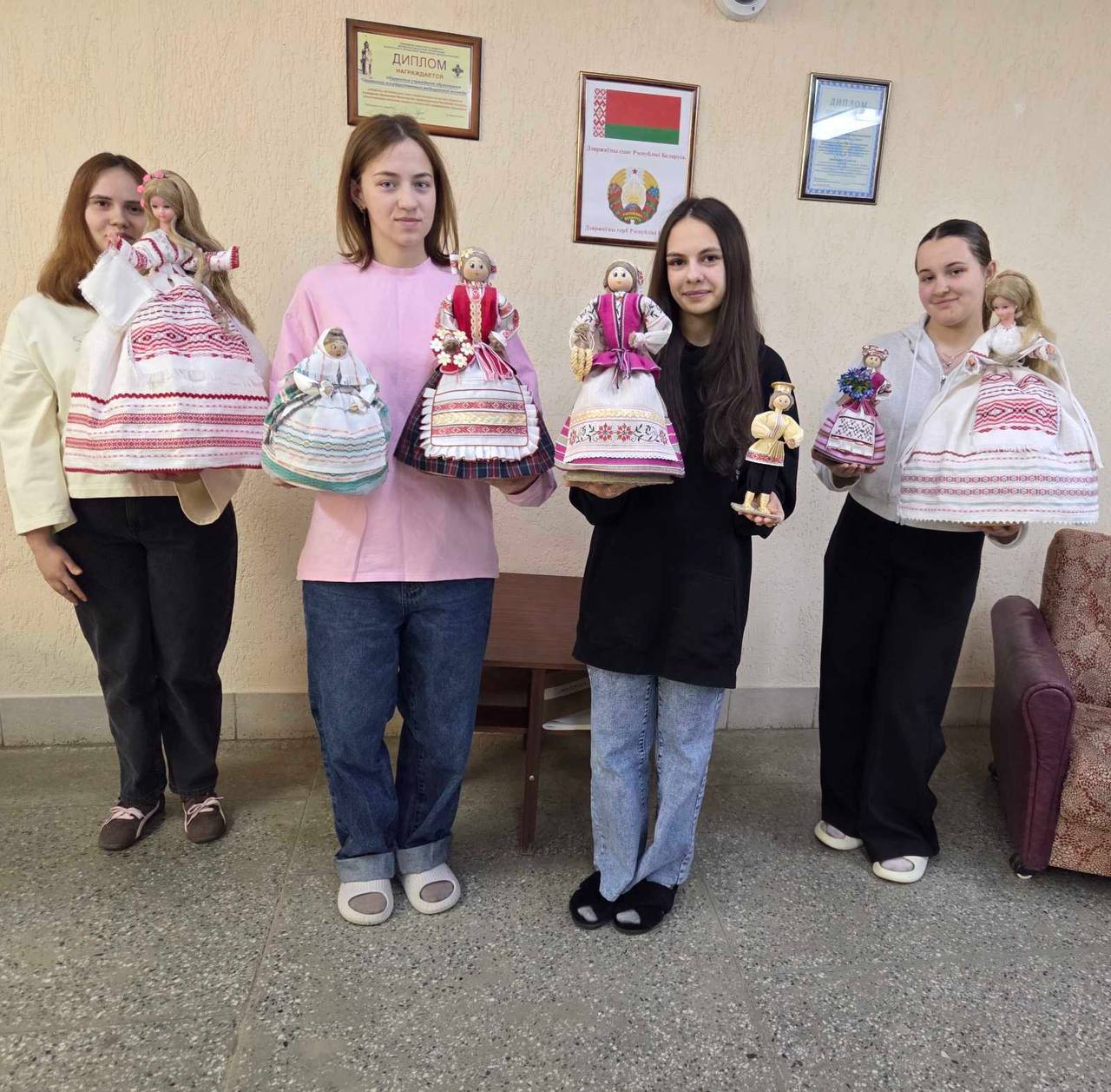 photo 5377475930395186910 y